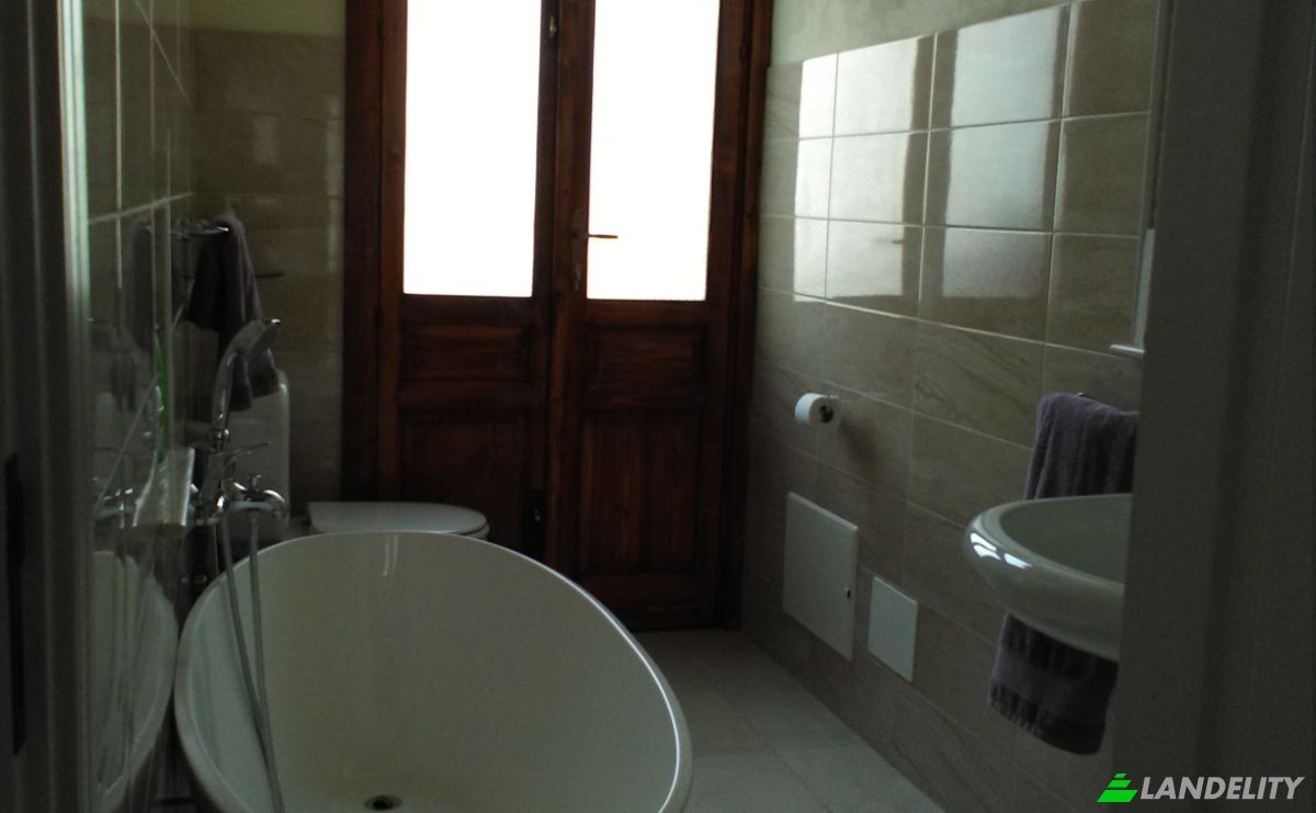 Bungalow for Sale Corso Vittorio Emanuele, 96012 Avola SR, Avola, Free municipal consortium of Syracuse, Sicily, Italy. Photo 9