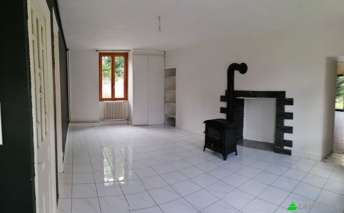 Eengezinswoning Te koop 12 Rue des Batailles, 63260 Aubiat, Aubiat, Puy-de-Dome, Auvergne-Rhone-Alpes, France. Foto 2