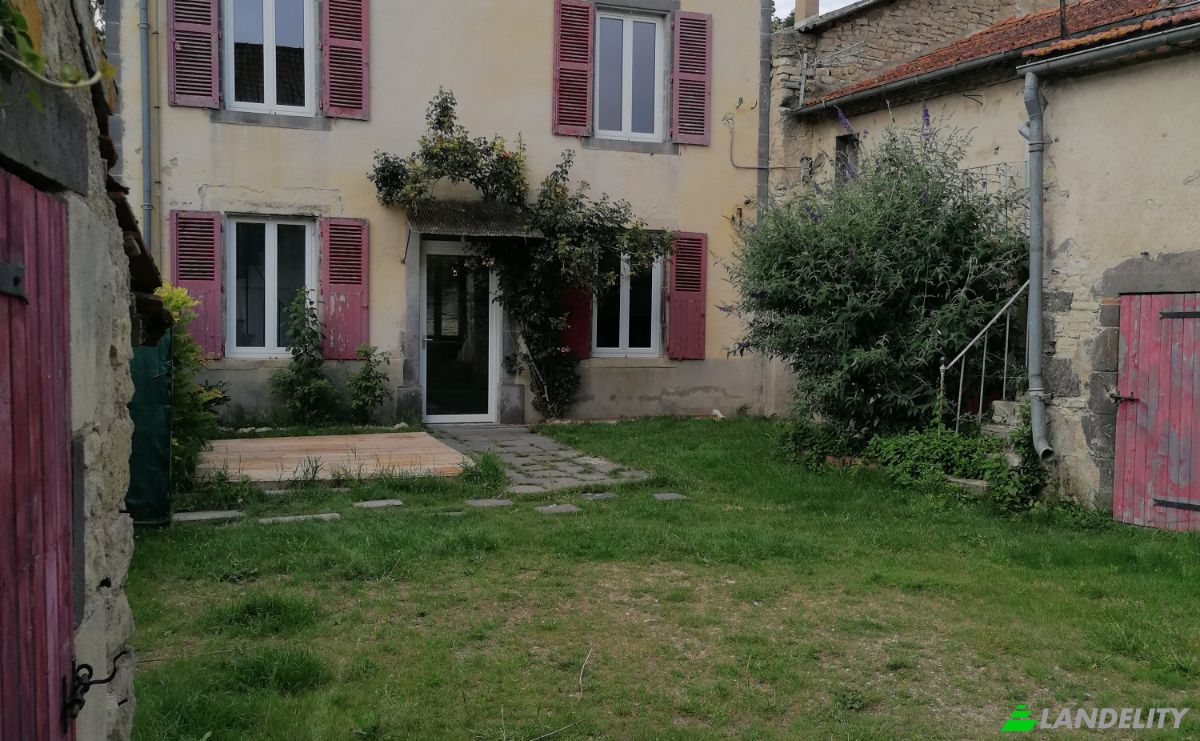 Eengezinswoning Te koop 12 Rue des Batailles, 63260 Aubiat, Aubiat, Puy-de-Dome, Auvergne-Rhone-Alpes, France. Foto 6
