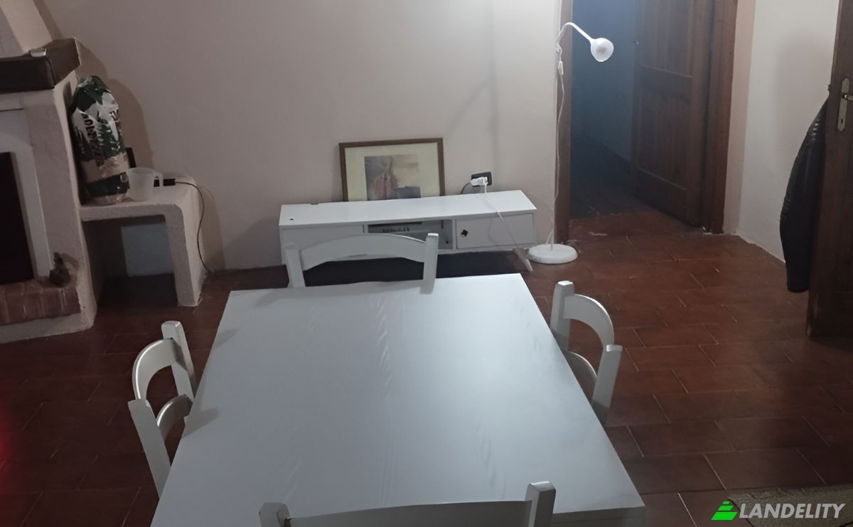 Apartment for Sale Via Duca DAosta, 07016 Pattada SS, Pattada, Province of Sassari, Sardinia, Italy. Photo 4