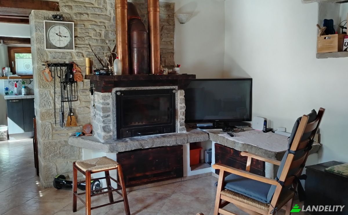 Single Family Home for Sale Strada Poggiolo, Spugna, 47018 Santa Sofia FC, Santa Sofia, Province of Forli-Cesena, Emilia-Romagna, Italy. Photo 10