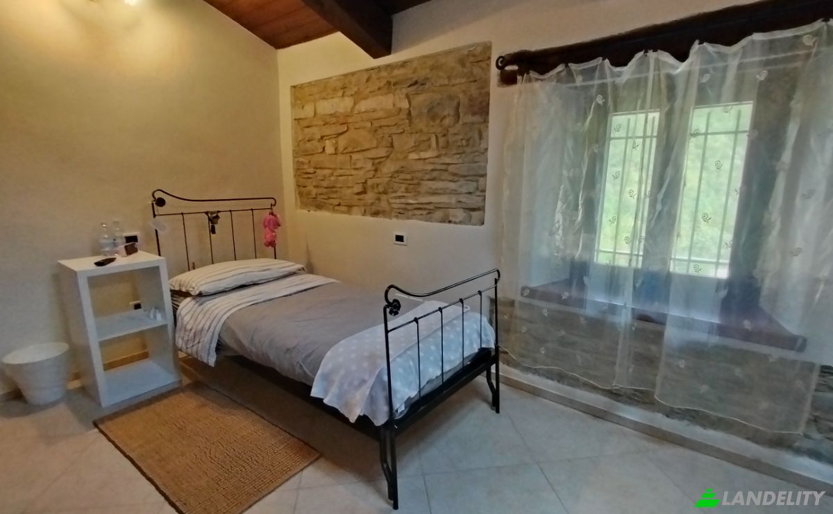 Single Family Home for Sale Strada Poggiolo, Spugna, 47018 Santa Sofia FC, Santa Sofia, Province of Forli-Cesena, Emilia-Romagna, Italy. Photo 3