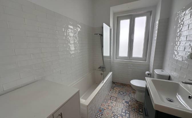 Appartement Te koop R da Industria 26. Foto#2