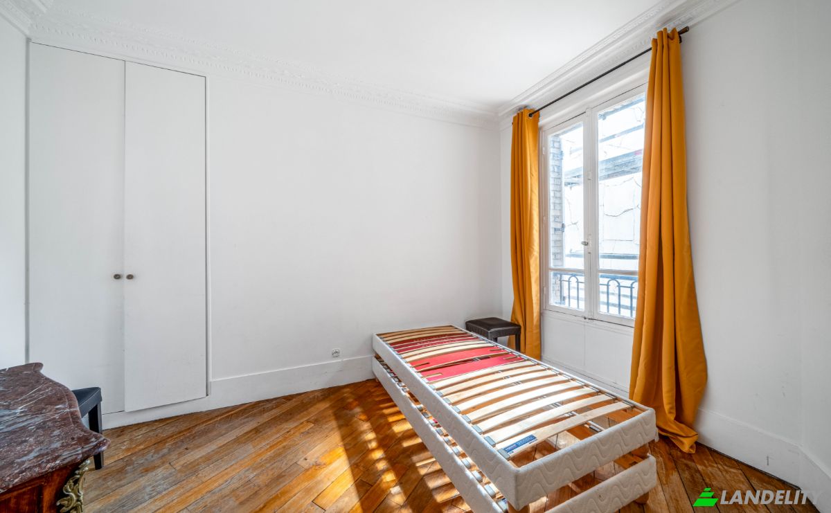 Apartment for Sale 89 Rue St Charles, 75015 Paris, Paris, Ile-de-France, France. Photo 9