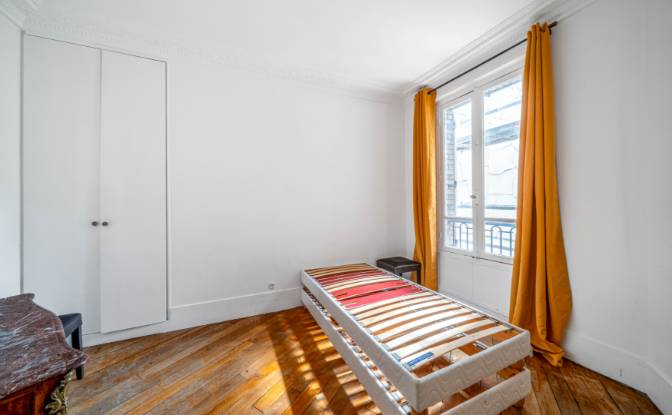 Apartment for Sale 89 Rue St Charles, 75015 Paris. Photo#9 Apartment for Sale 89 Rue St Charles, 75015 Paris. Photo#9