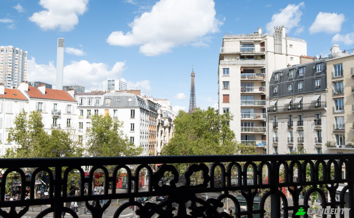 Apartment for Sale 89 Rue St Charles, 75015 Paris, Paris, Ile-de-France, France. Photo 14