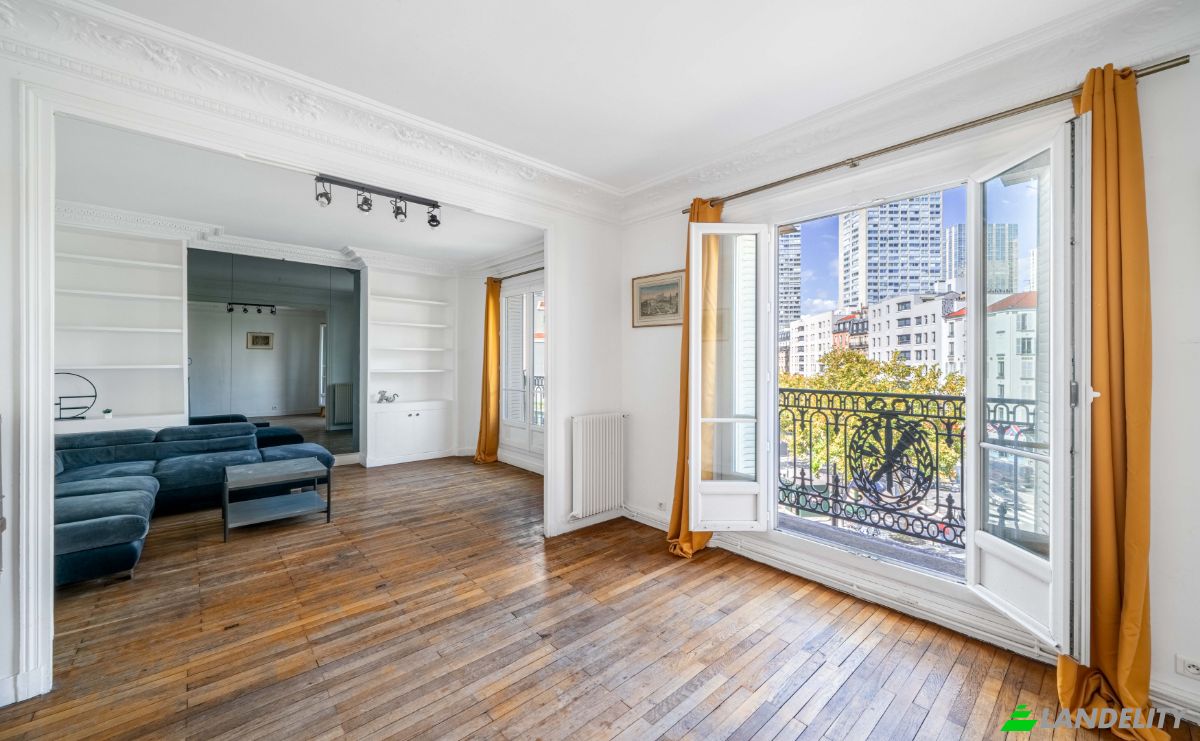 Apartment for Sale 89 Rue St Charles, 75015 Paris, Paris, Ile-de-France, France. Photo 2