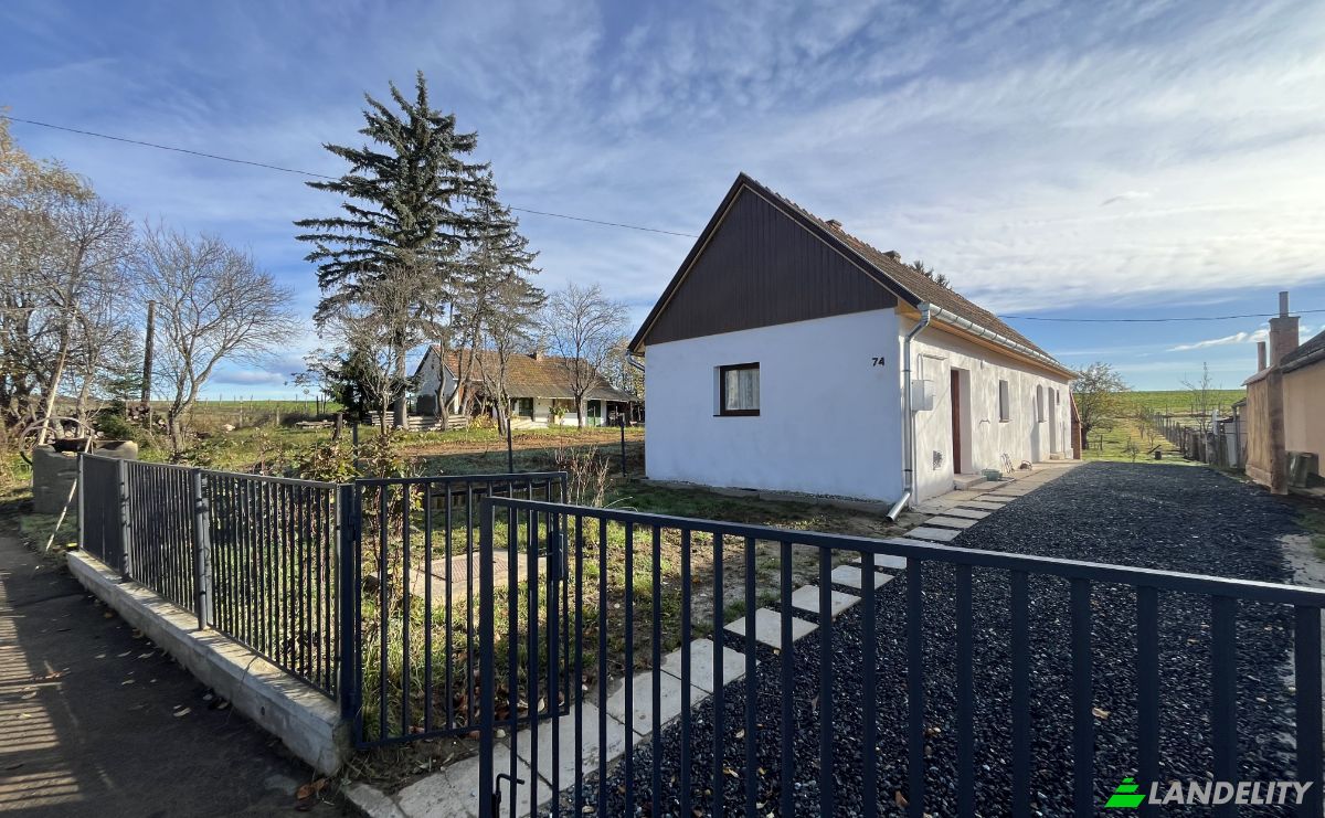Maison unifamiliale à vendre Varfolde, Letenye District, Zala County, Hungary, Fo ut 76, 8891 Hungary. Photo 1