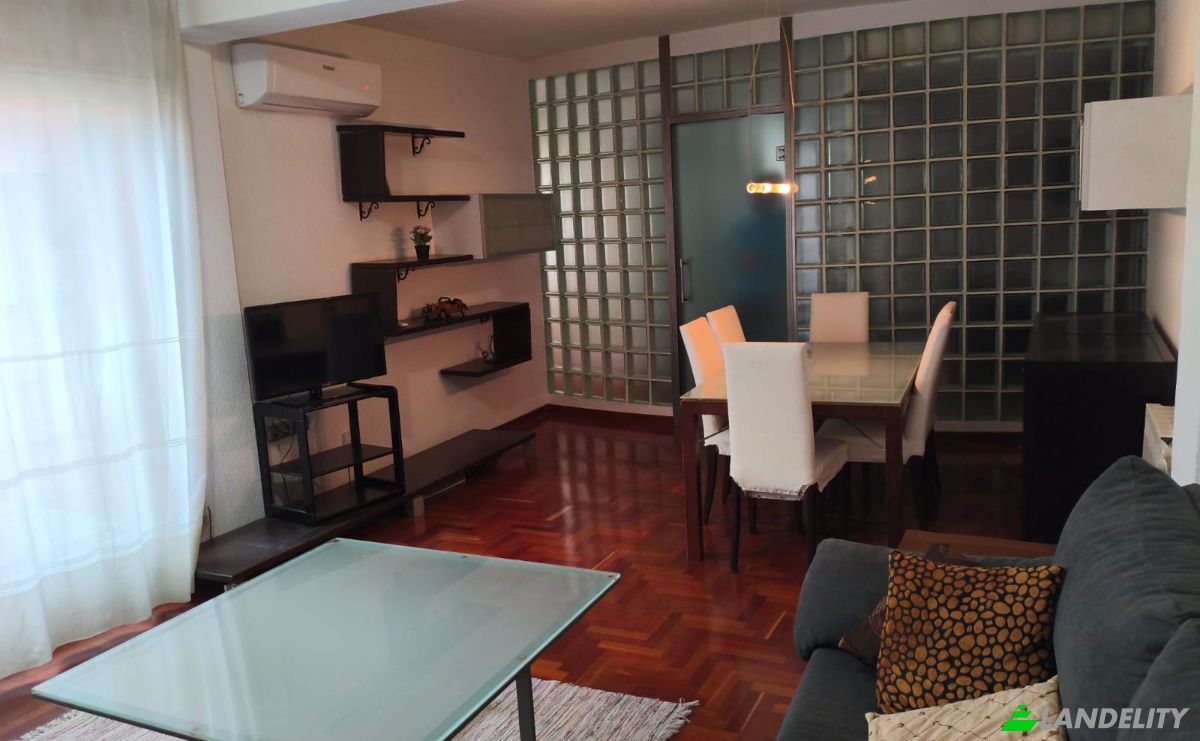 Apartment for Sale Av Dr Oloriz, Local, Beiro, Granada, Andalusia, Spain. Photo 4