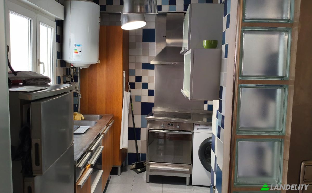 Apartment for Sale Av Dr Oloriz, Local, Beiro, Granada, Andalusia, Spain. Photo 18