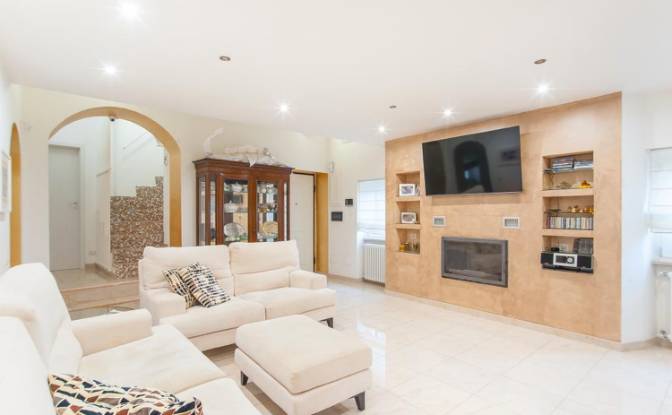 Apartment for Sale - Mentana, Italy
