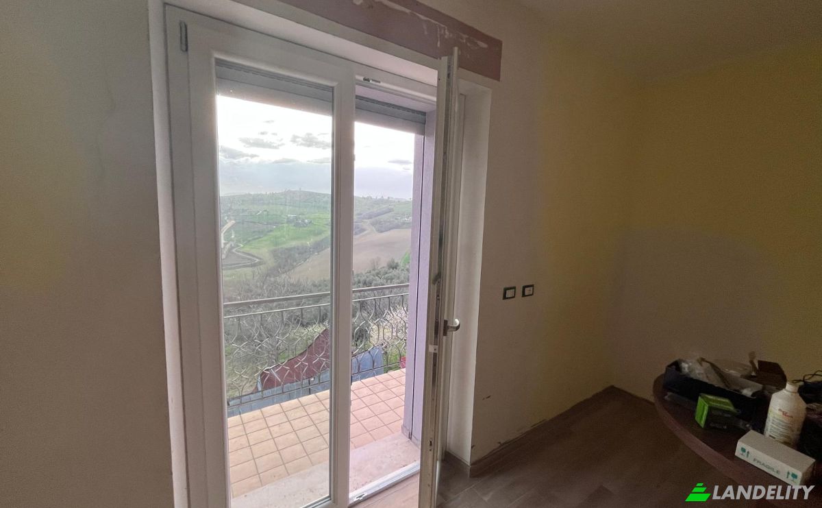Apartment for Sale Contrada Campanile, 64035 Castilenti TE, Castilenti, Province of Teramo, Abruzzo, Italy. Photo 23