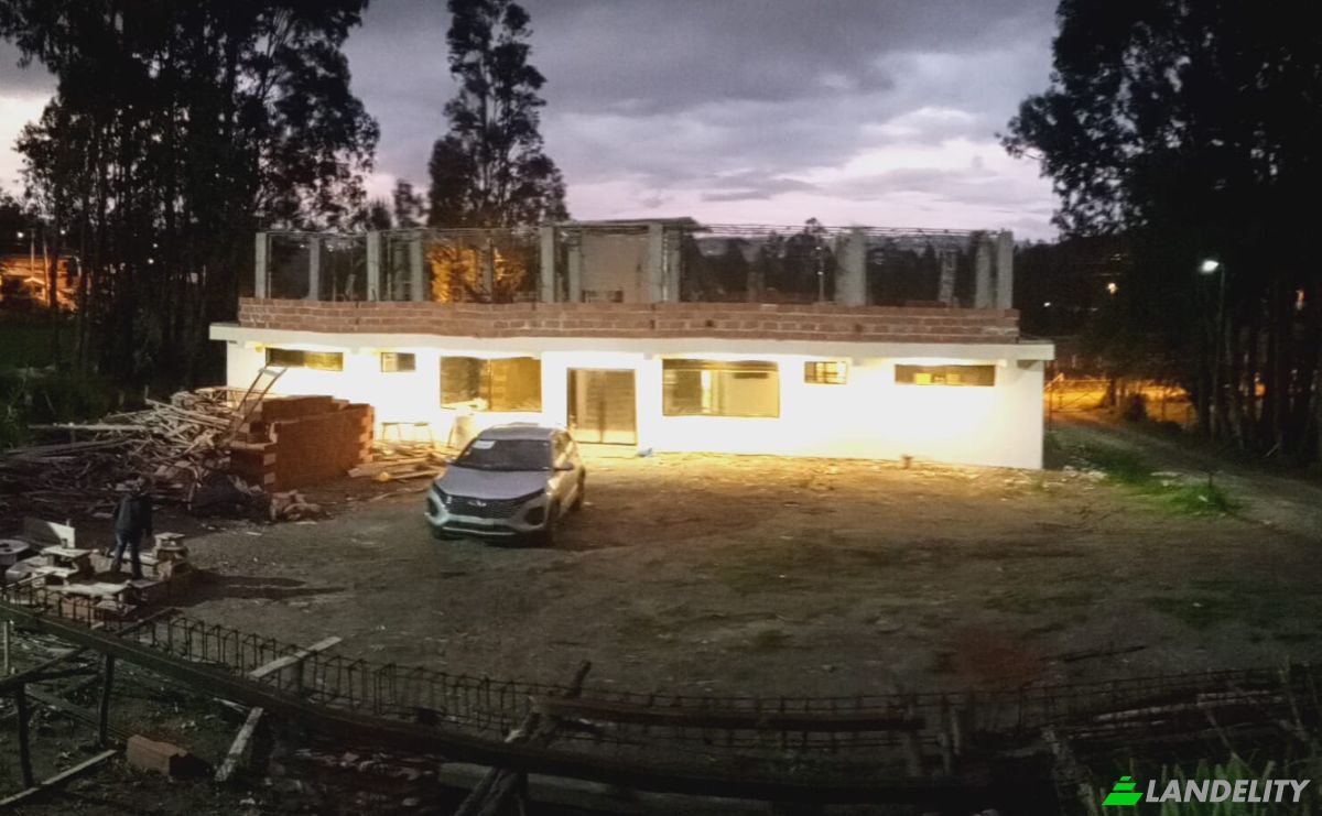 Duplex for Sale Ayancay, Deleg, Canar, Ecuador. Photo 5