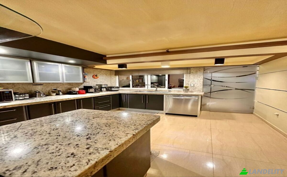 Single Family Home for Sale CC Sambil Margarita, Av Luisa Caceres de Arismendi, Pampatar 6316, Pampatar, Maneiro Municipality, Nueva Esparta, Venezuela. Photo 11
