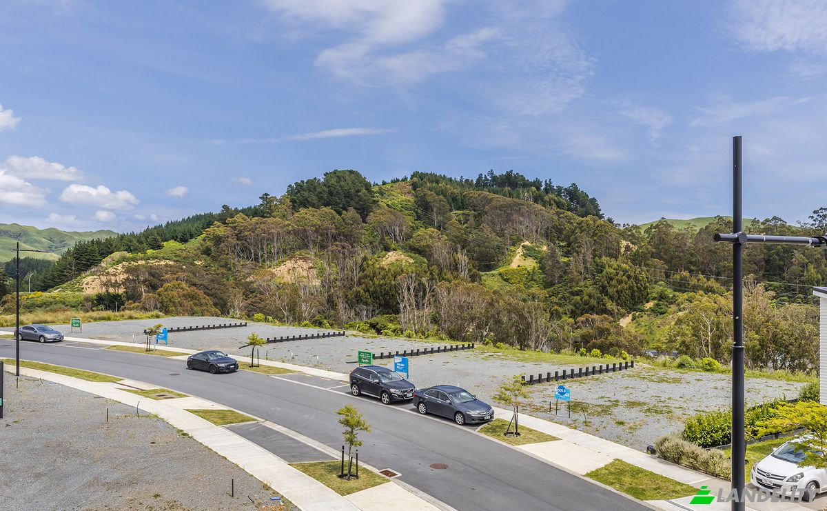 Townhouse for Sale 43 Holystone Road, Whitby, Porirua 5024, Porirua, Porirua City, Wellington Region, New Zealand. Photo 10
