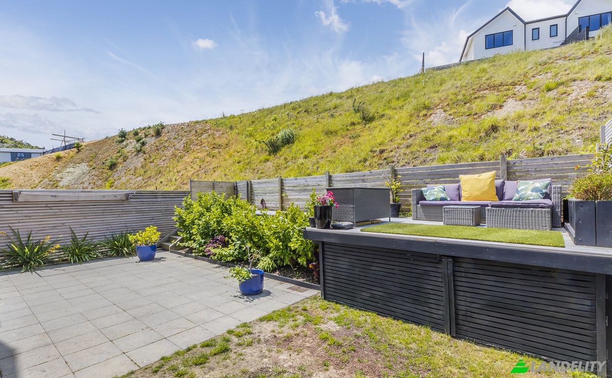 Townhouse for Sale 43 Holystone Road, Whitby, Porirua 5024, Porirua, Porirua City, Wellington Region, New Zealand. Photo 8