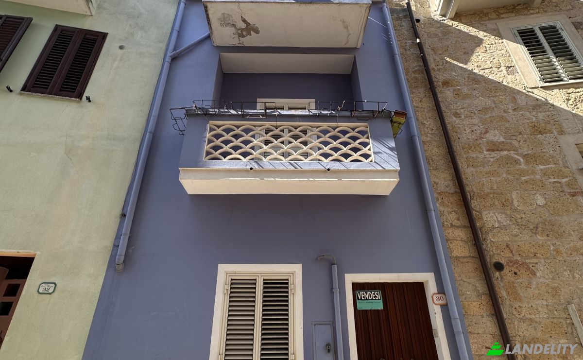 Townhouse for Sale Via la Marmora, 09073 Cuglieri OR, Cuglieri, Province of Oristano, Sardinia, Italy. Photo 2