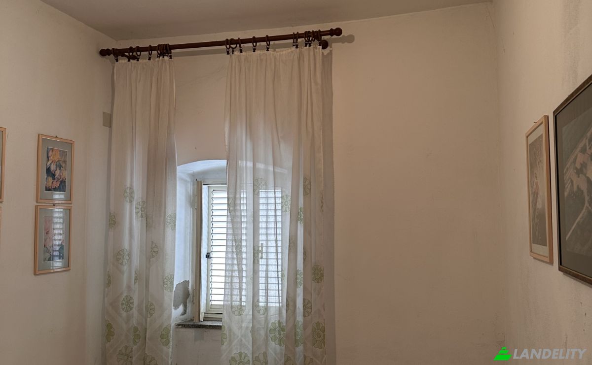 Townhouse for Sale Via la Marmora, 09073 Cuglieri OR, Cuglieri, Province of Oristano, Sardinia, Italy. Photo 5