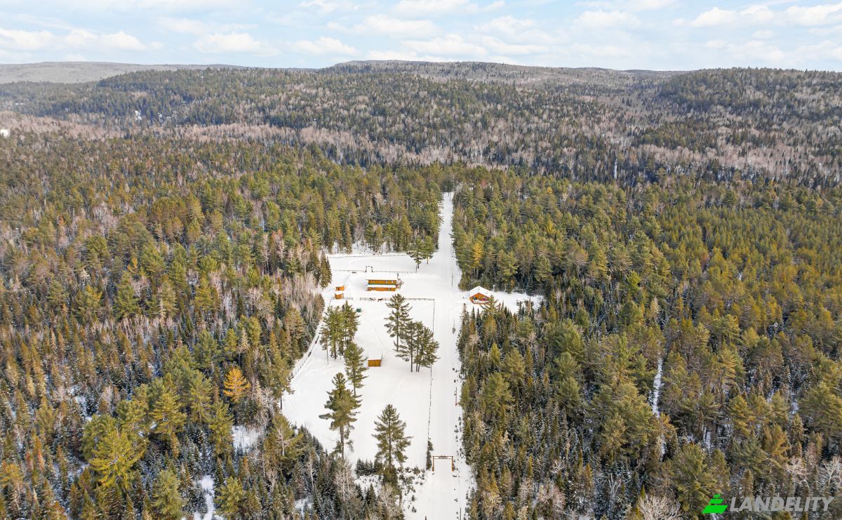 Farm/Ranch for Sale 100 Chem du Foresthill, Saint-Mathieu-du-Parc, QC G0X 1N0, Shawinigan, Mauricie, Quebec, Canada. Photo 18