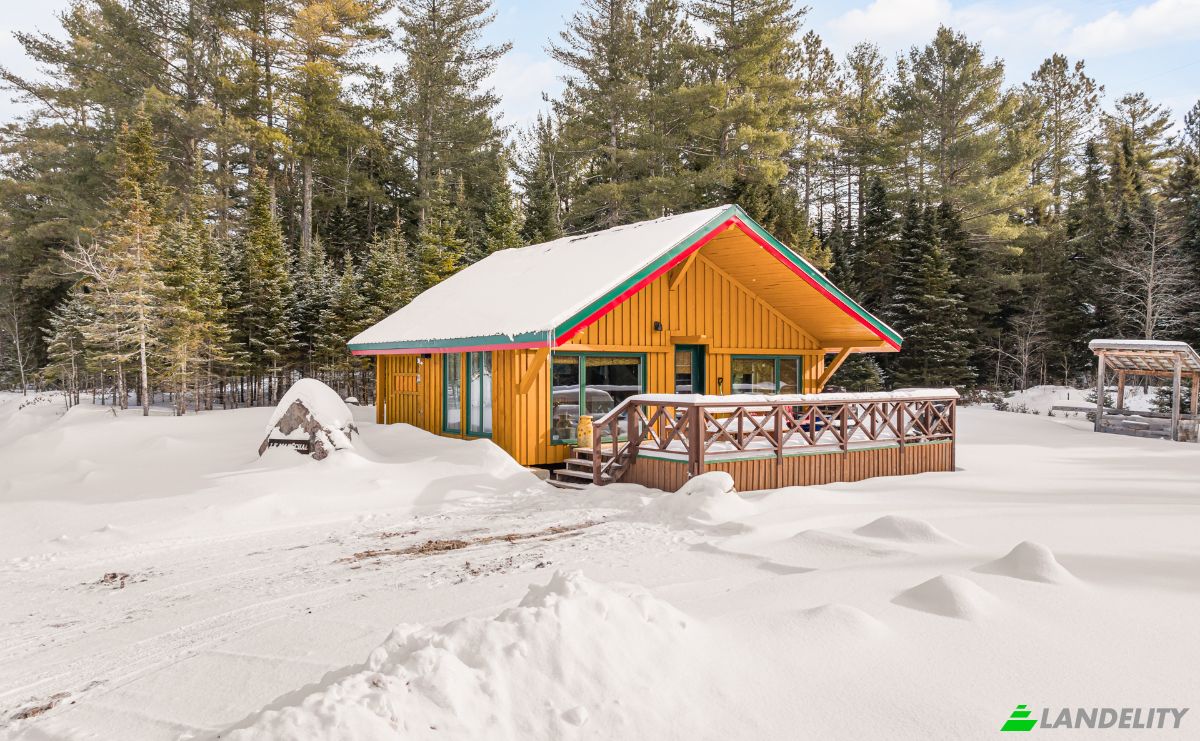Farm/Ranch for Sale 100 Chem du Foresthill, Saint-Mathieu-du-Parc, QC G0X 1N0, Shawinigan, Mauricie, Quebec, Canada. Photo 6