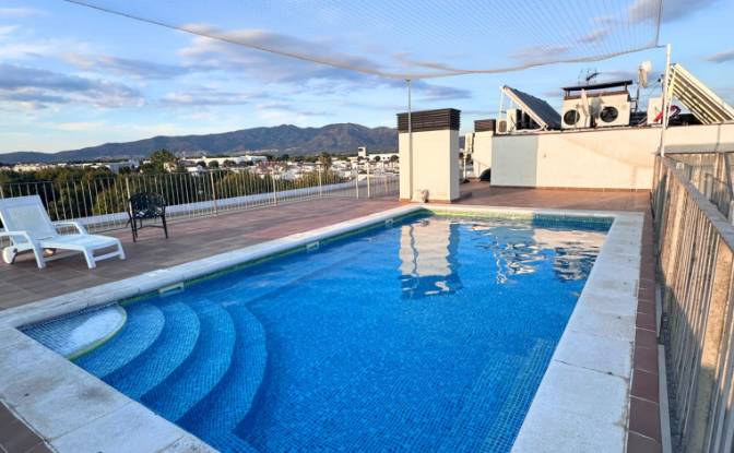 Apartment for Sale Carrer Requesens, Empuriabrava. Photo#1 Apartment for Sale Carrer Requesens, Empuriabrava. Photo#1