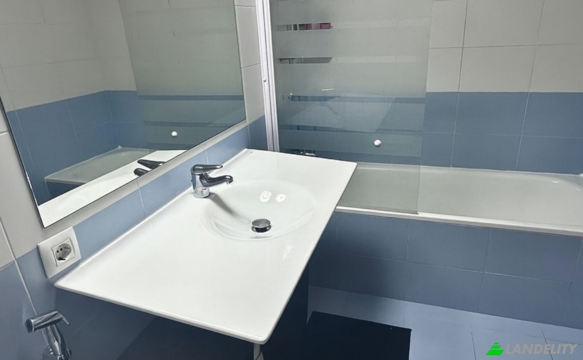 Apartment for Sale Carrer Requesens, Empuriabrava, Girona, Catalonia, Spain. Photo 12