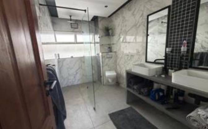 Apartment for Sale 63 Regent Rd, Sea Point. Photo#12 Apartment for Sale 63 Regent Rd, Sea Point. Photo#12