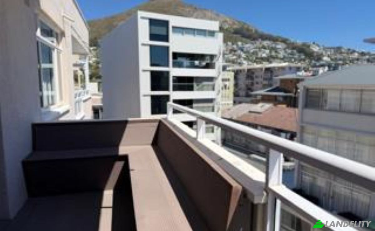Apartment for Sale 63 Regent Rd, Sea Point, Cape Town, City of Cape Town Metropolitan Municipality, Western Cape, South Africa, 8060. Photo 13