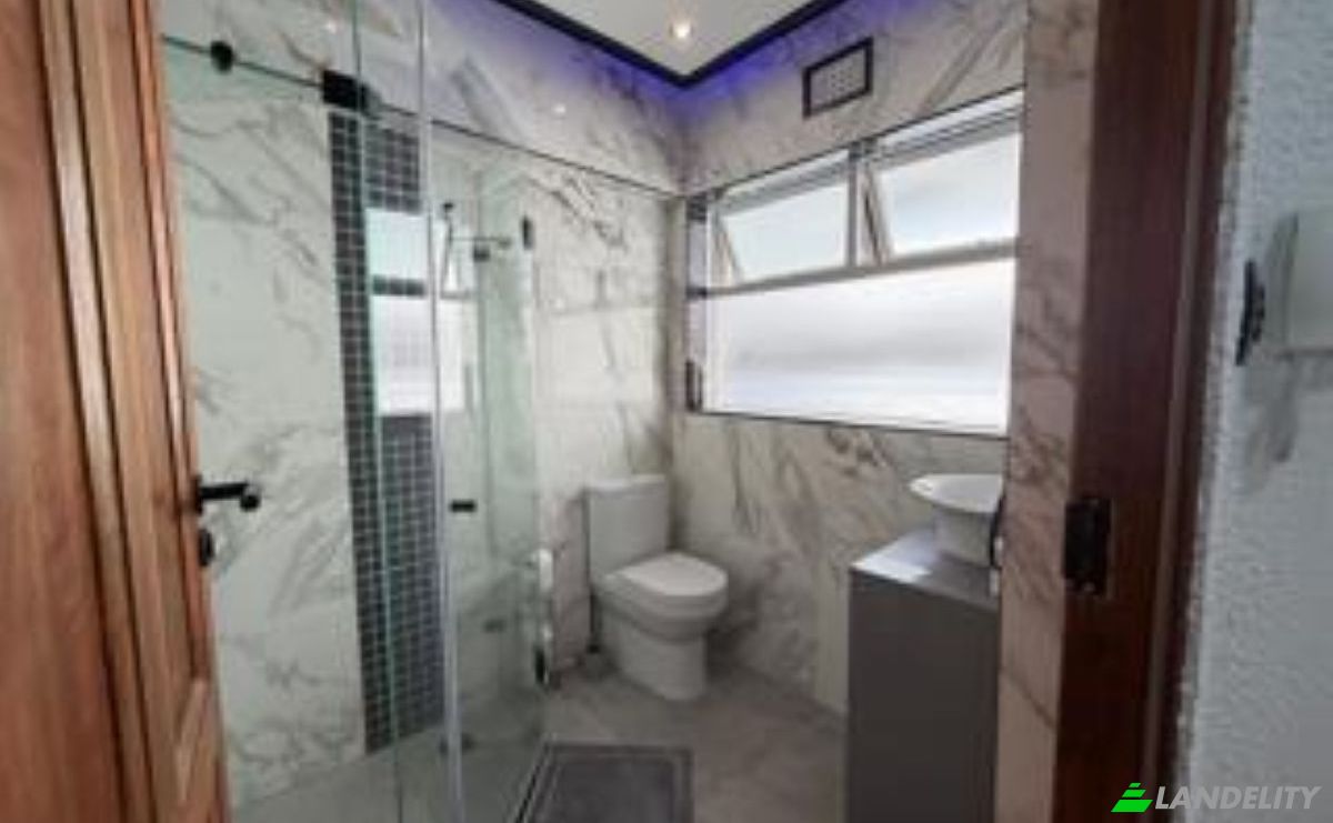 Apartment for Sale 63 Regent Rd, Sea Point, Cape Town, City of Cape Town Metropolitan Municipality, Western Cape, South Africa, 8060. Photo 14