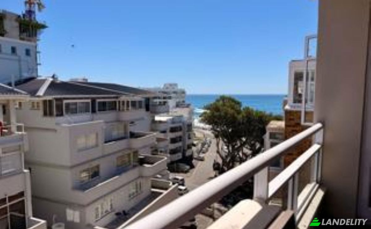 Apartment for Sale 63 Regent Rd, Sea Point, Cape Town, City of Cape Town Metropolitan Municipality, Western Cape, South Africa, 8060. Photo 2
