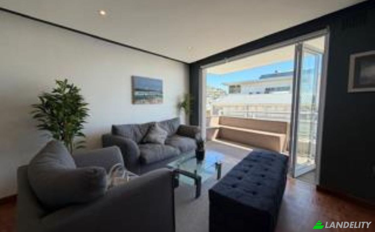 Apartment for Sale 63 Regent Rd, Sea Point, Cape Town, City of Cape Town Metropolitan Municipality, Western Cape, South Africa, 8060. Photo 3