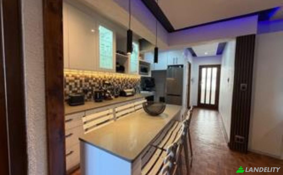 Apartment for Sale 63 Regent Rd, Sea Point, Cape Town, City of Cape Town Metropolitan Municipality, Western Cape, South Africa, 8060. Photo 6