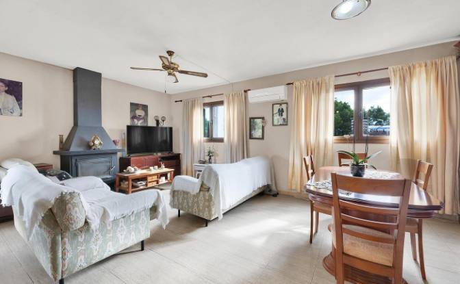 Townhouse for Sale - Rotes Velles, Spain