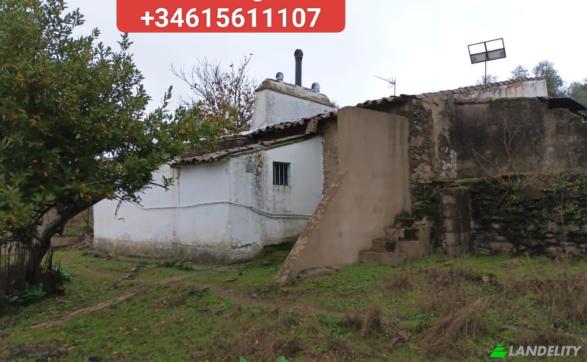Villa for Sale Ctra Alconchel, Higuera de Vargas, Badajoz, Extremadura, Spain. Photo 8