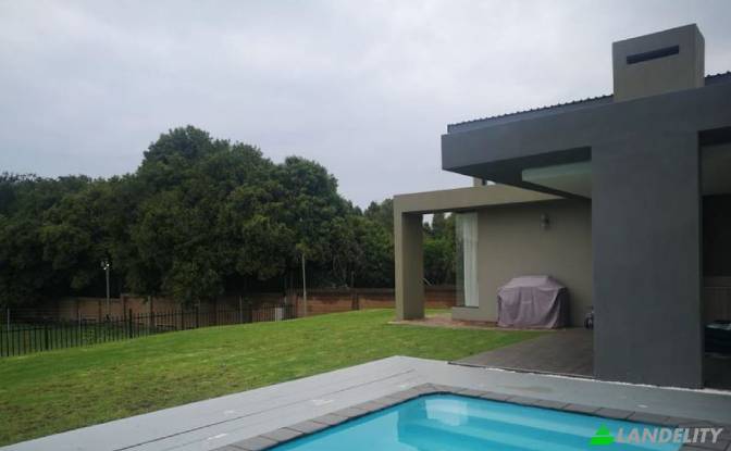 Eengezinswoning Te koop Reno St, Eldo View. Foto#7