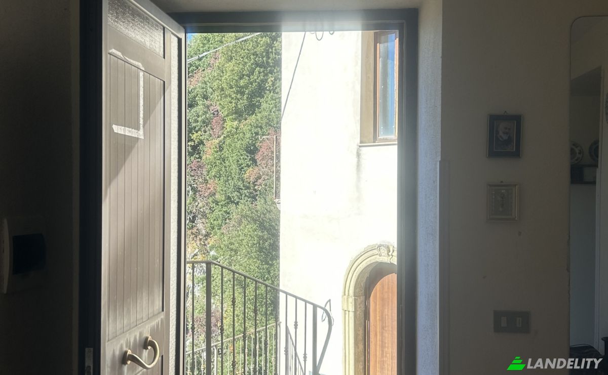Apartment for Sale V San Francesco, 85040 Castelluccio Superiore PZ, Castelluccio Superiore, Province of Potenza, Basilicata, Italy. Photo 14