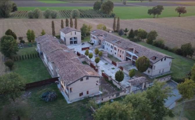 Villa for Sale Via Tassarola, 42048 Rubiera RE. Photo#2