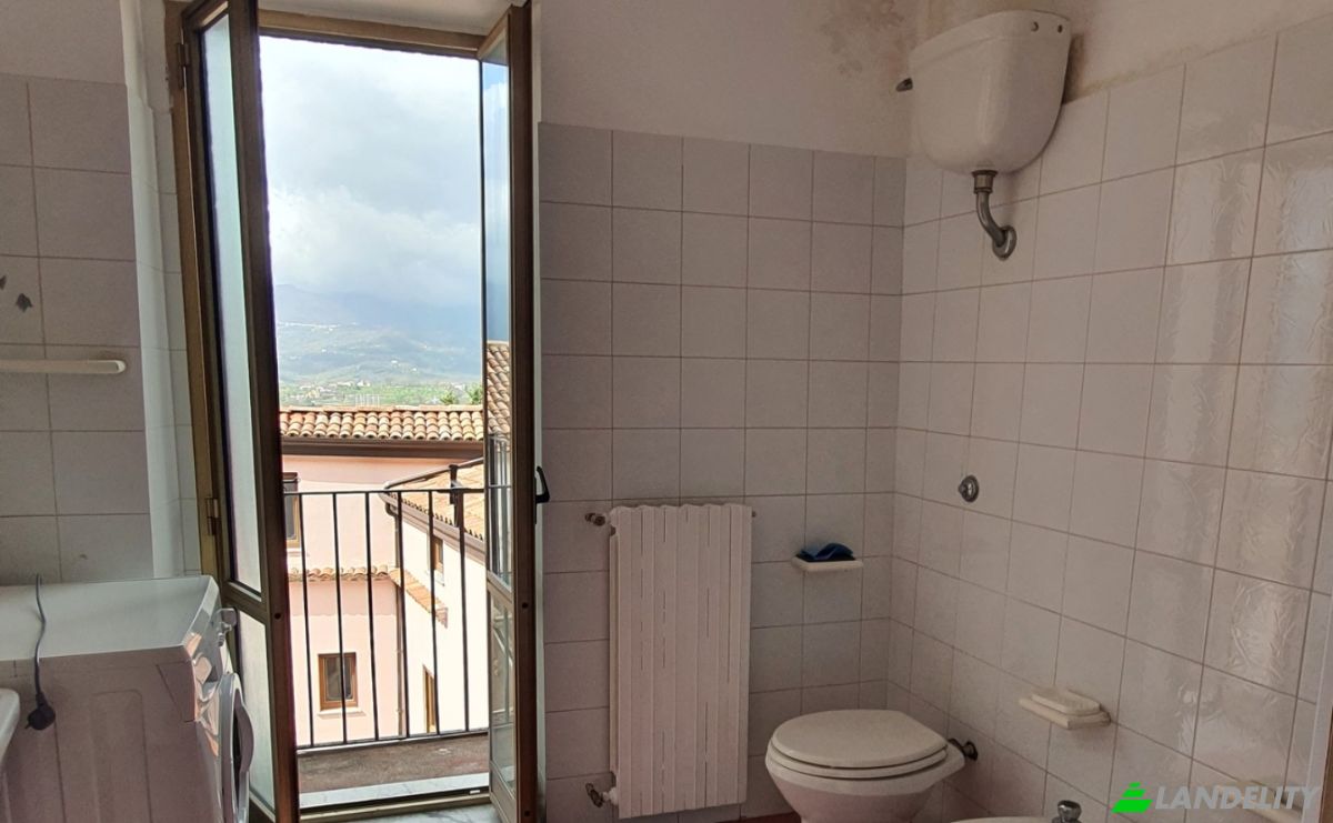 Apartment for Sale Via Pietragrossa, 85044 Lauria PZ, Lauria, Province of Potenza, Basilicata, Italy. Photo 13