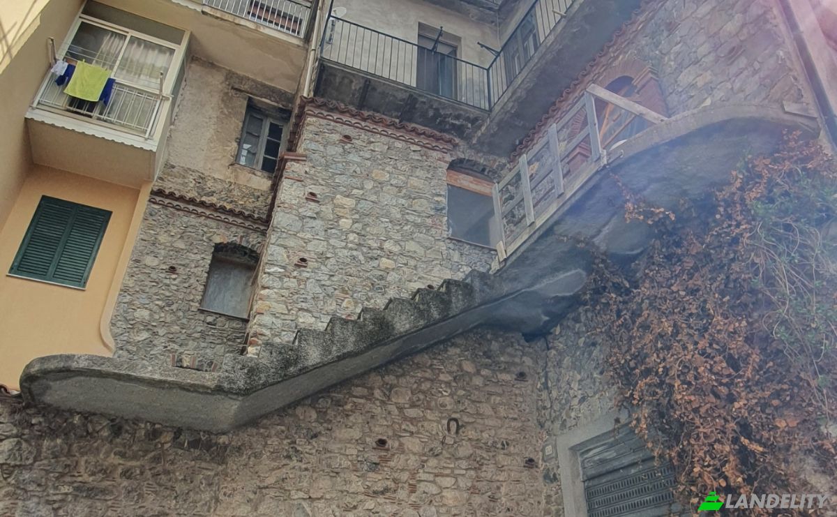 Apartment for Sale Via Pietragrossa, 85044 Lauria PZ, Lauria, Province of Potenza, Basilicata, Italy. Photo 5