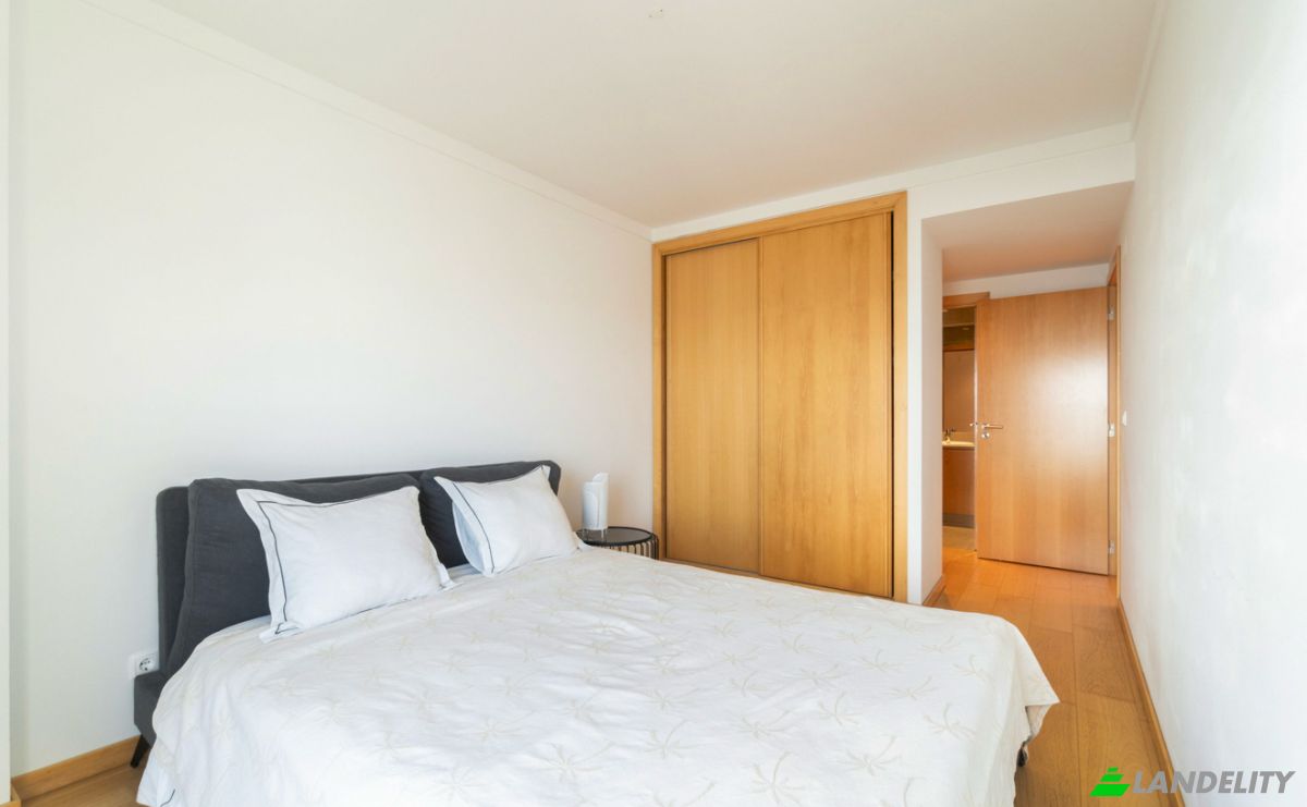 Apartment for Sale Av Dom Joao II 45902, 1990-358 Moscavide, Lisbon, Portugal. Photo 5