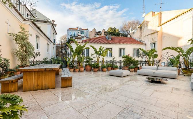 Villa for Sale - Lisbon, Portugal