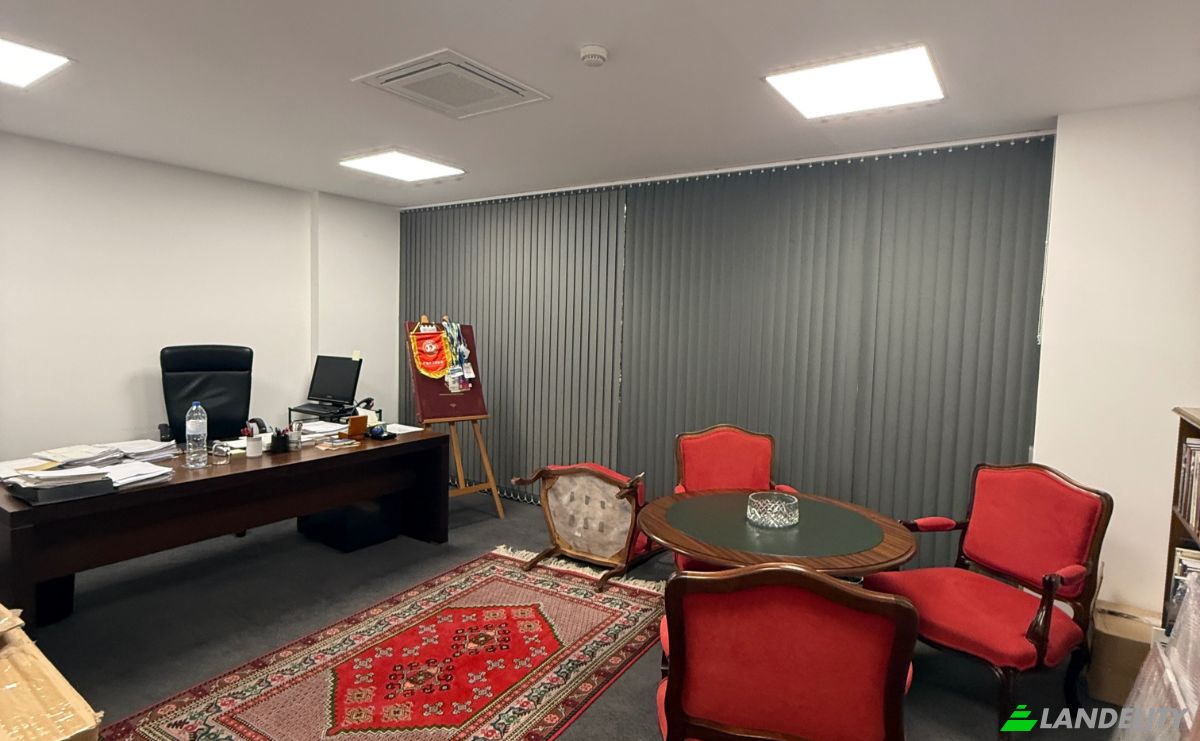 Office Space for Sale R Julio Cesar Machado 9, 1250-096 Lisboa, Lisbon, Portugal. Photo 10