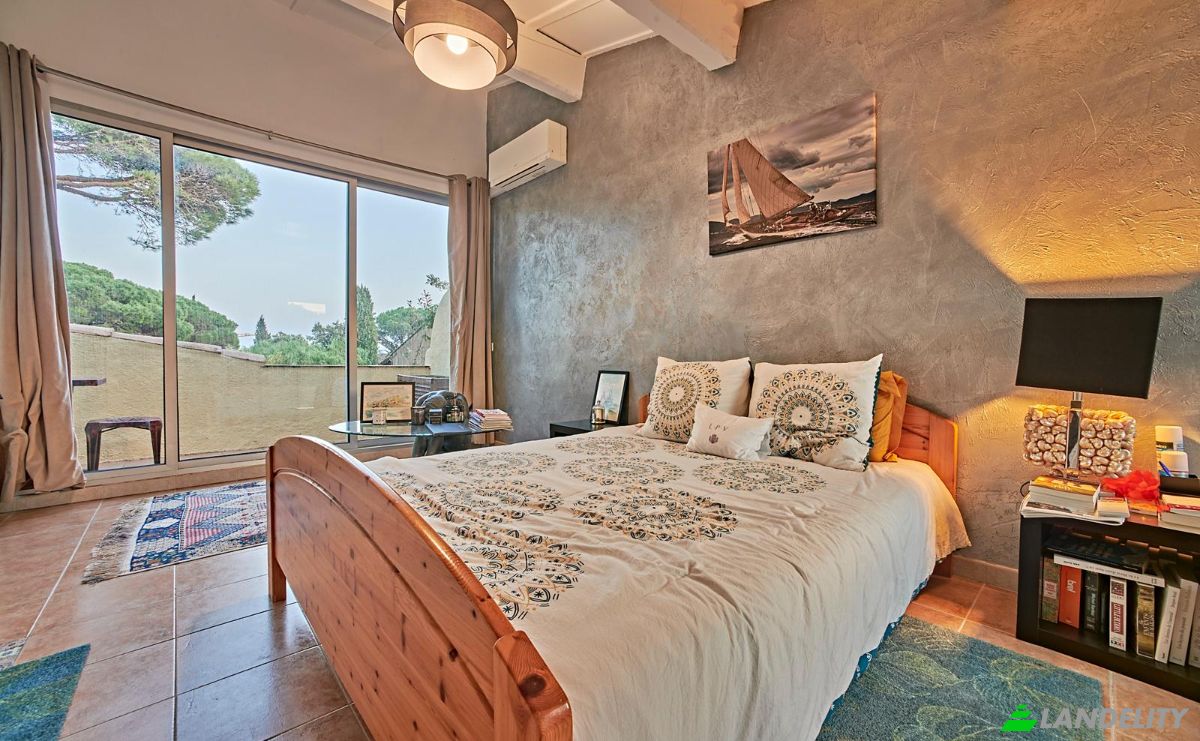 Villa for Sale 223 All des Arbousiers, 83350 Ramatuelle, Ramatuelle, Var, Provence-Alpes-Cote dAzur, France. Photo 6
