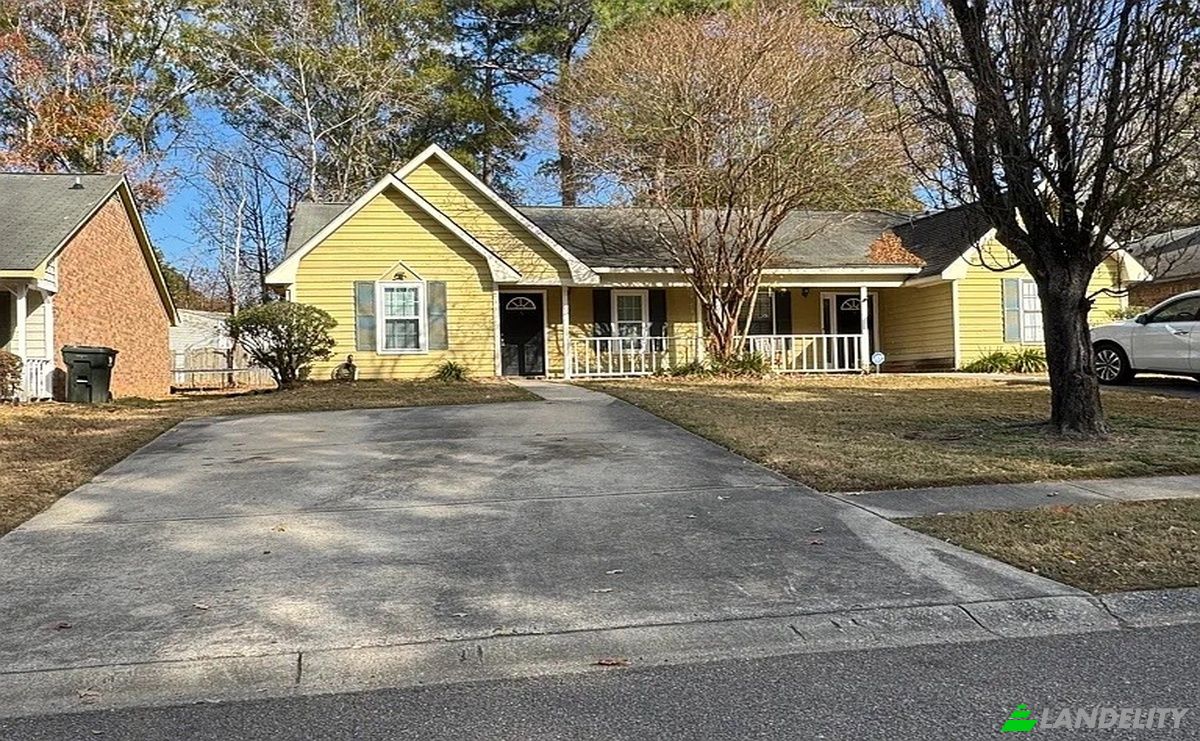 Single Family Home for Rent 9372 Secret St, Ladson, Charleston County, South Carolina, United States, SC 29456, USA. Photo 1