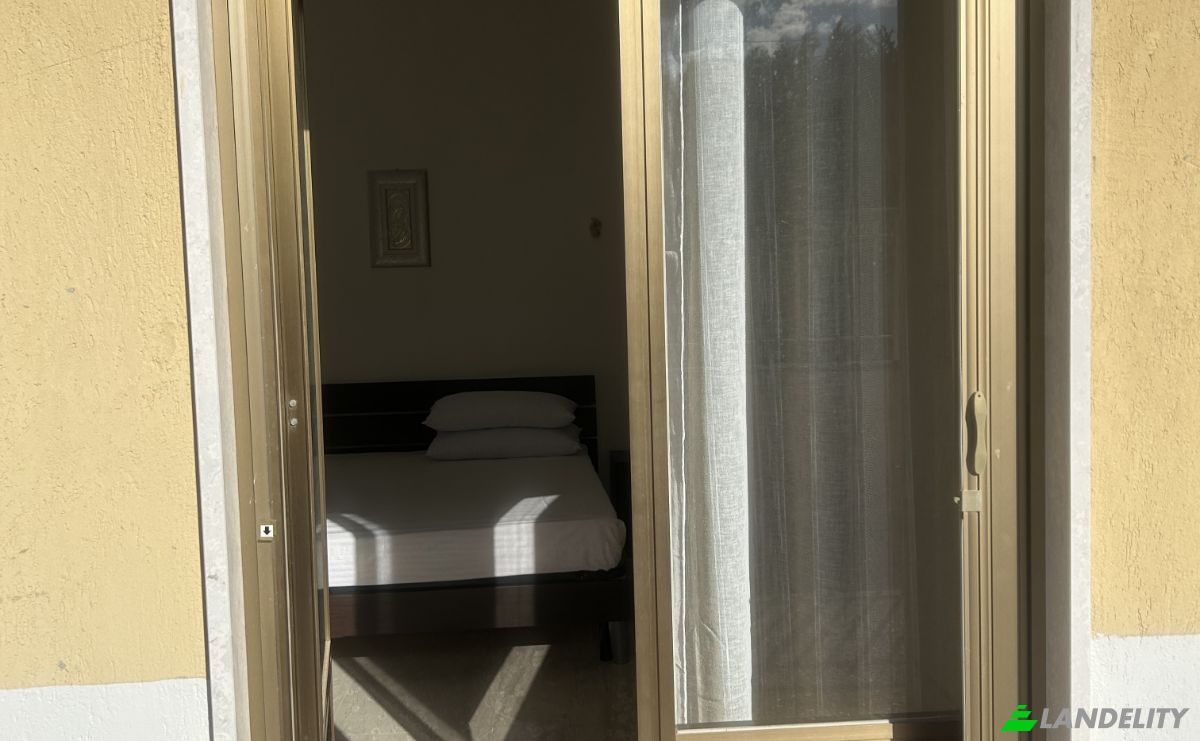 Apartment for Sale Contrada Bamonte, Lauria, Province of Potenza, Basilicata, Italy, PZ 85044, 85044 Lauria PZ. Photo 4