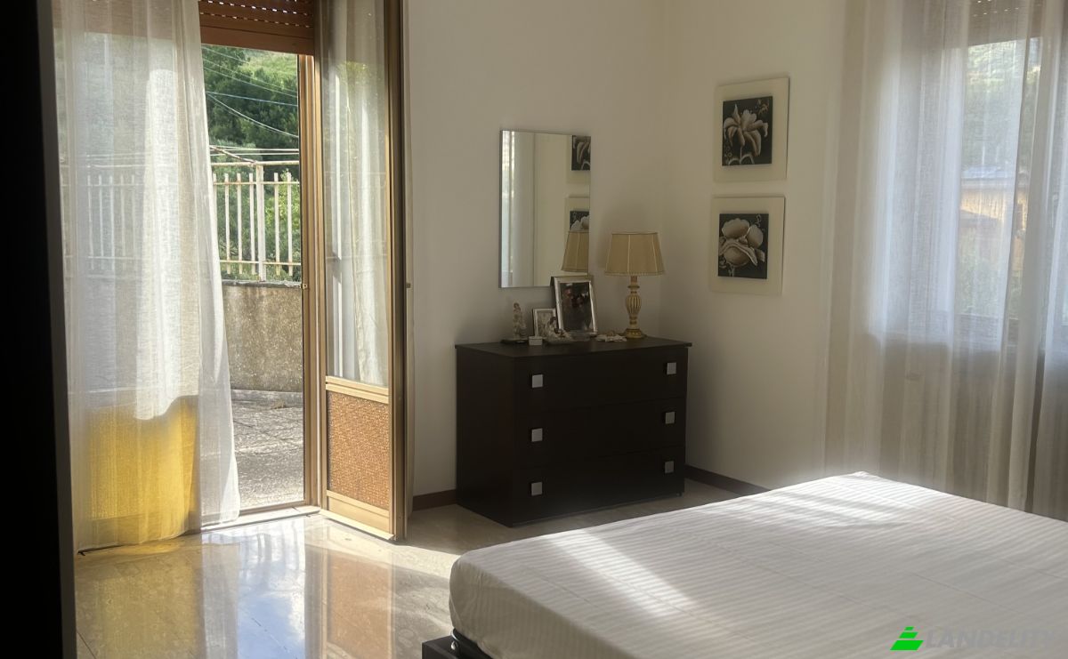 Apartment for Sale Contrada Bamonte, Lauria, Province of Potenza, Basilicata, Italy, PZ 85044, 85044 Lauria PZ. Photo 1