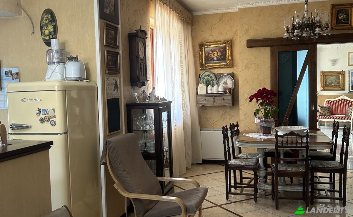 Apartment for Sale Contrada Mosella, 85044 Lauria PZ, Lauria, Province of Potenza, Basilicata, Italy. Photo 1