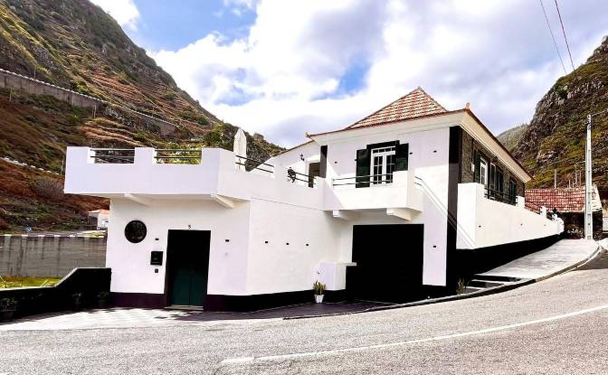 Villa for Sale - Ribeira da Janela, Portugal
