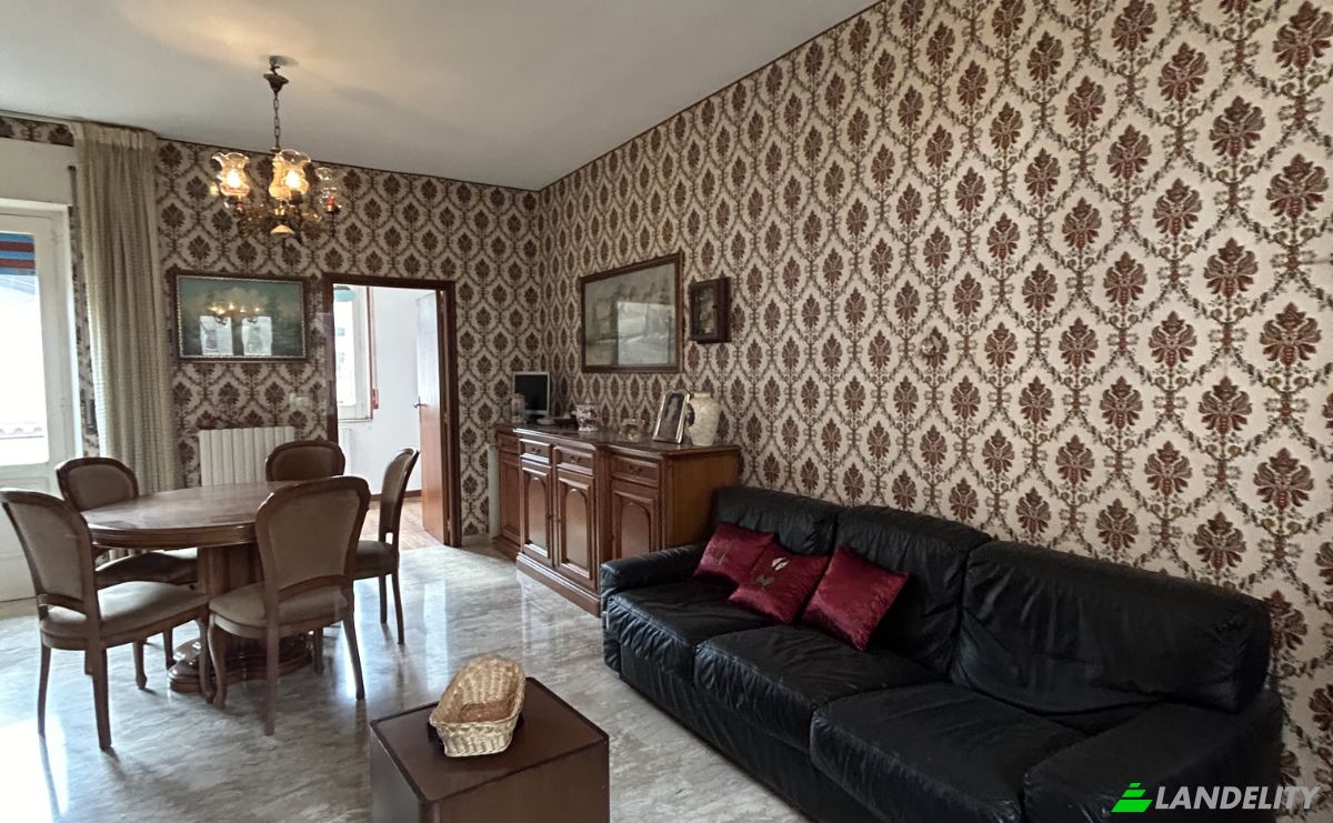 Apartment for Sale Via Provinciale Melara, 186, 85044 Lauria PZ, Lauria, Province of Potenza, Basilicata, Italy. Photo 11