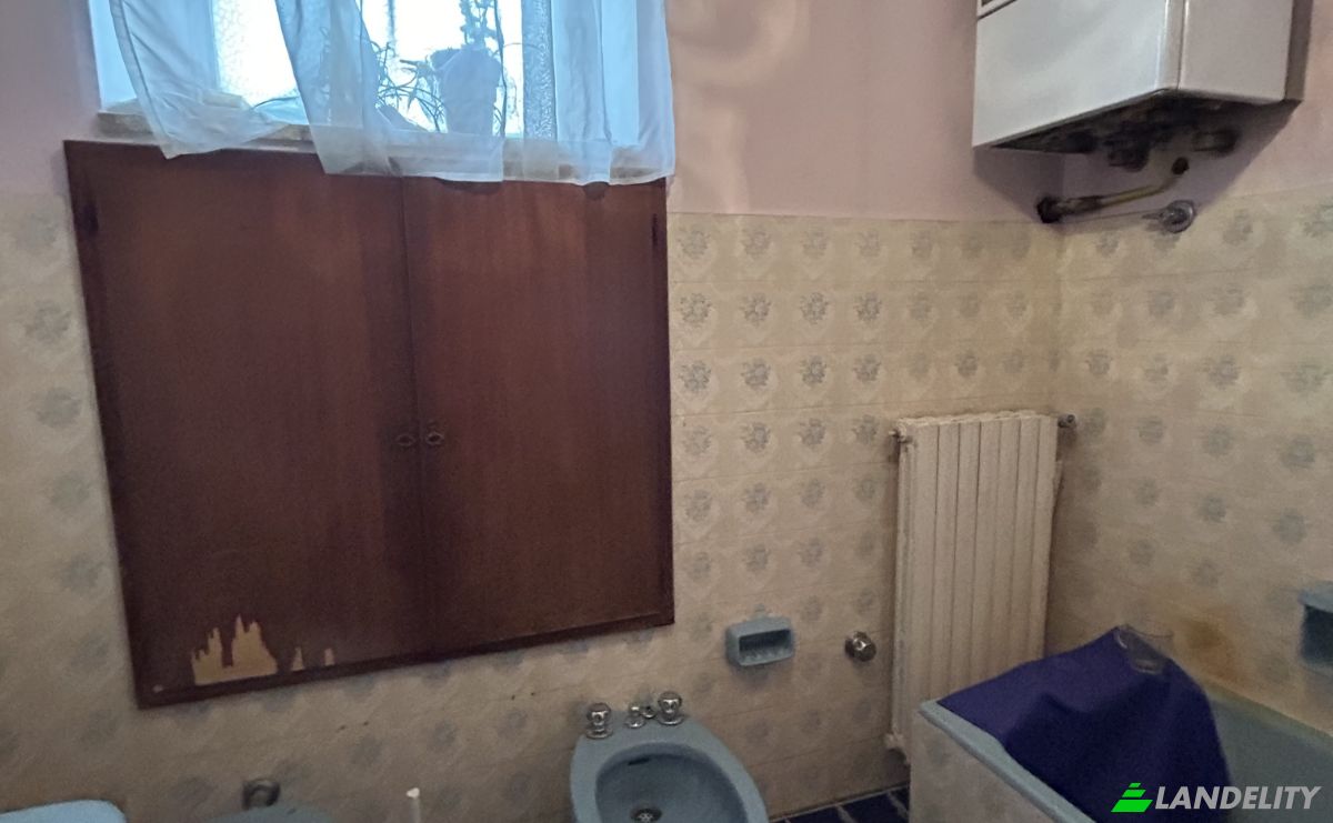 Apartment for Sale Via Provinciale Melara, 186, 85044 Lauria PZ, Lauria, Province of Potenza, Basilicata, Italy. Photo 9